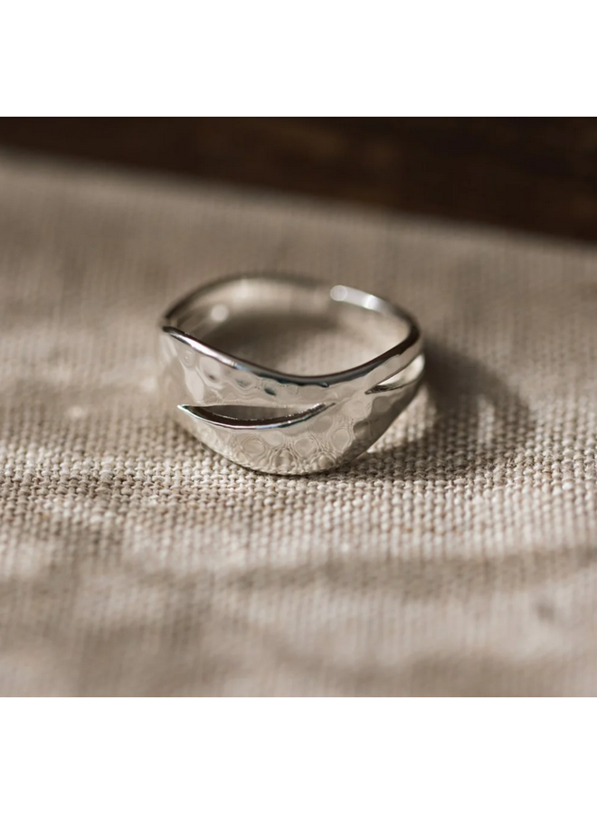 Expressive Ring