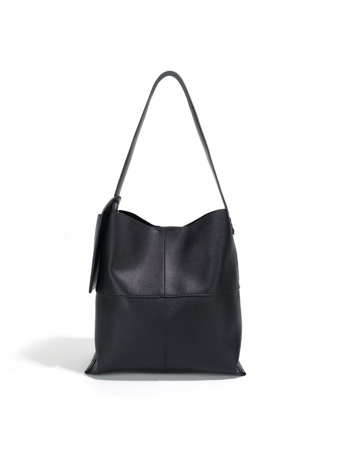 Helen Shoulder Bag