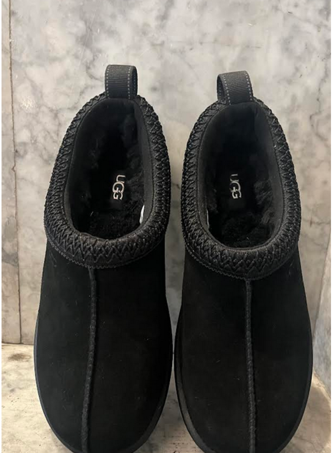 W Tasman GTX