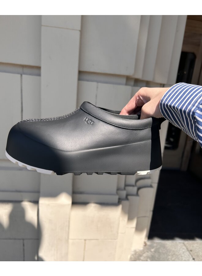 W  Tasman Streetscape Leather