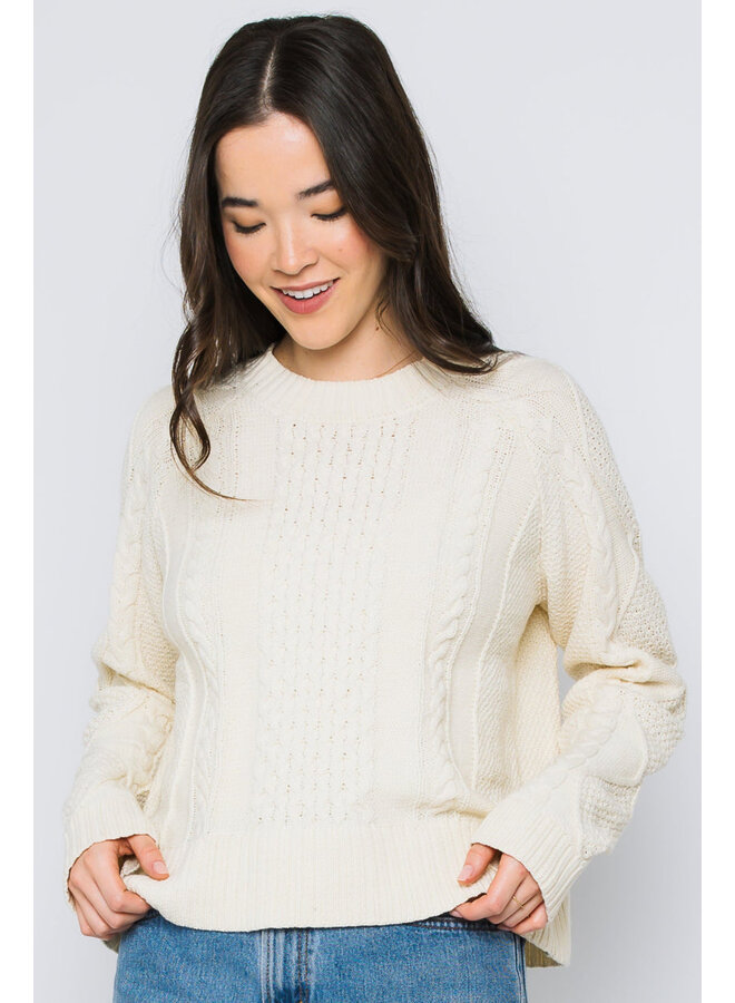 Willa Cabled Raglan Pullover