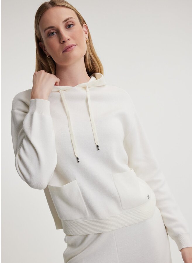 Yuki Hoodie Sweater