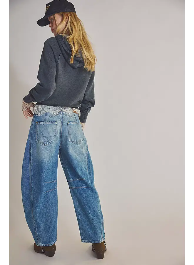 Good Luck  Mid Rise Barrel Jeans Ultra Light Beam