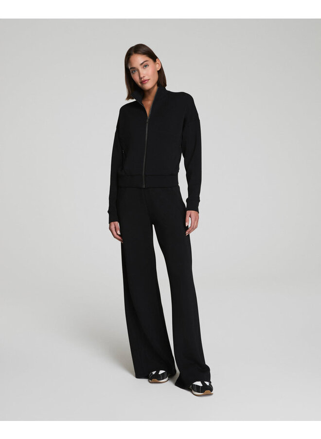 Air Essentials Wide Leg Track Pant