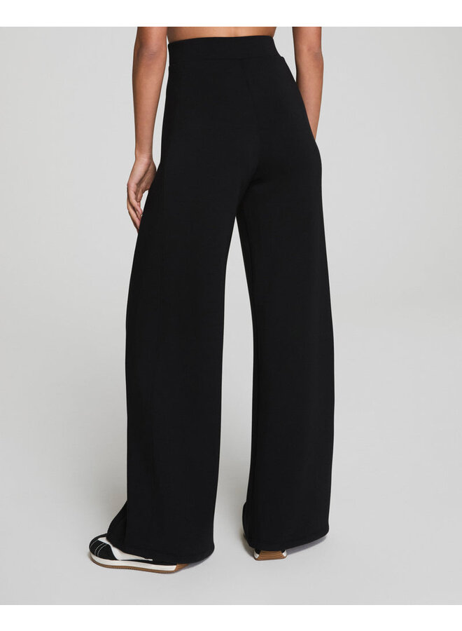 Air Essentials Wide Leg Track Pant