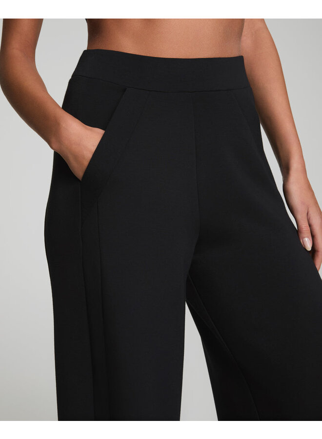 Air Essentials Wide Leg Track Pant