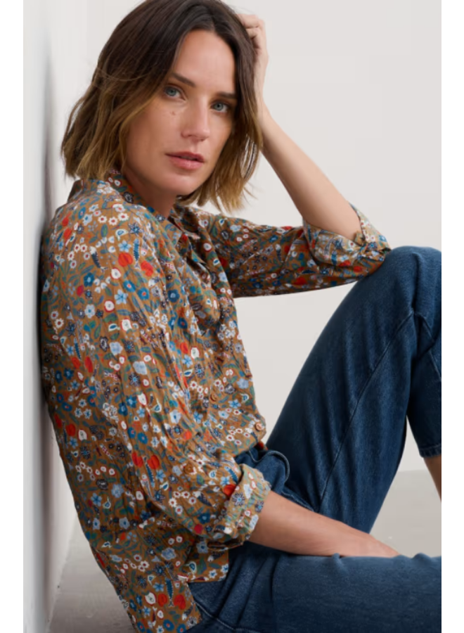 Larissa Shirt