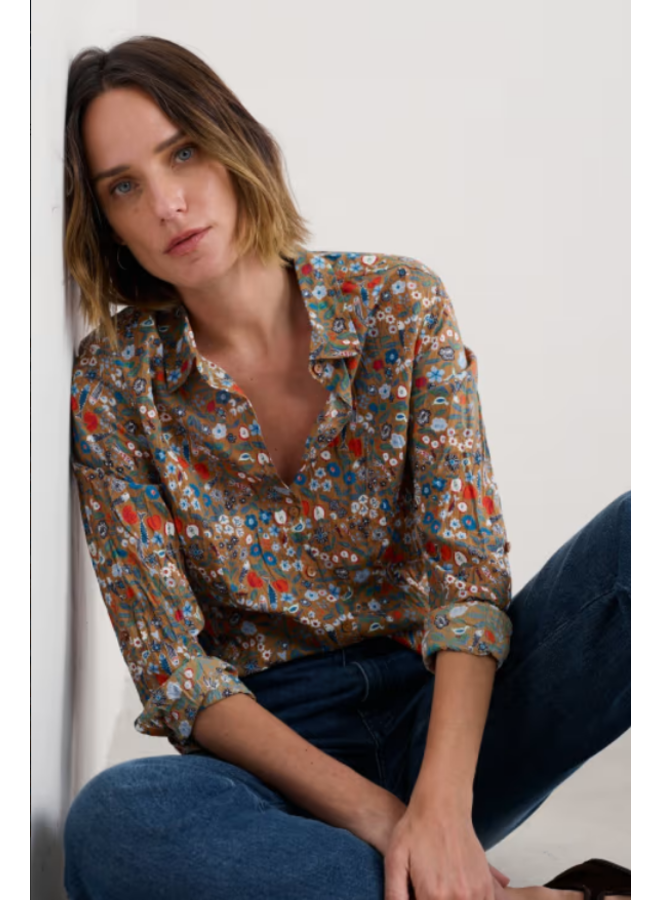 Larissa Shirt
