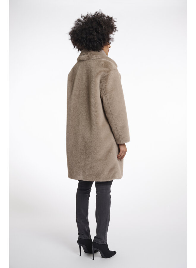 Geesje Faux Fur Coat