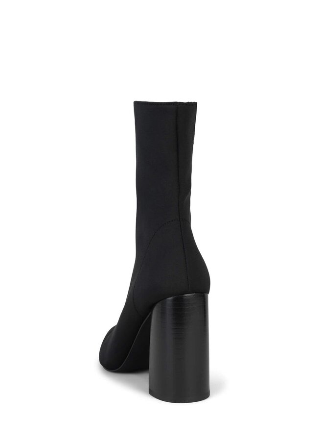 Siren Chunky Heeled Boot