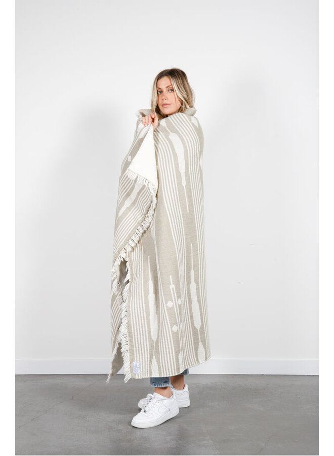 Arrow Fleece Throw