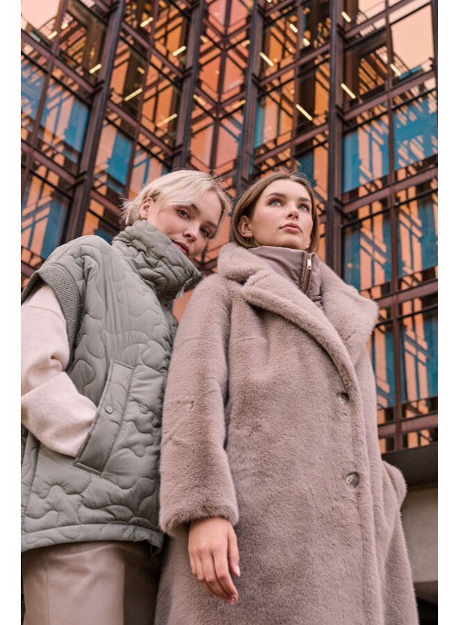 Geesje Faux Fur Coat