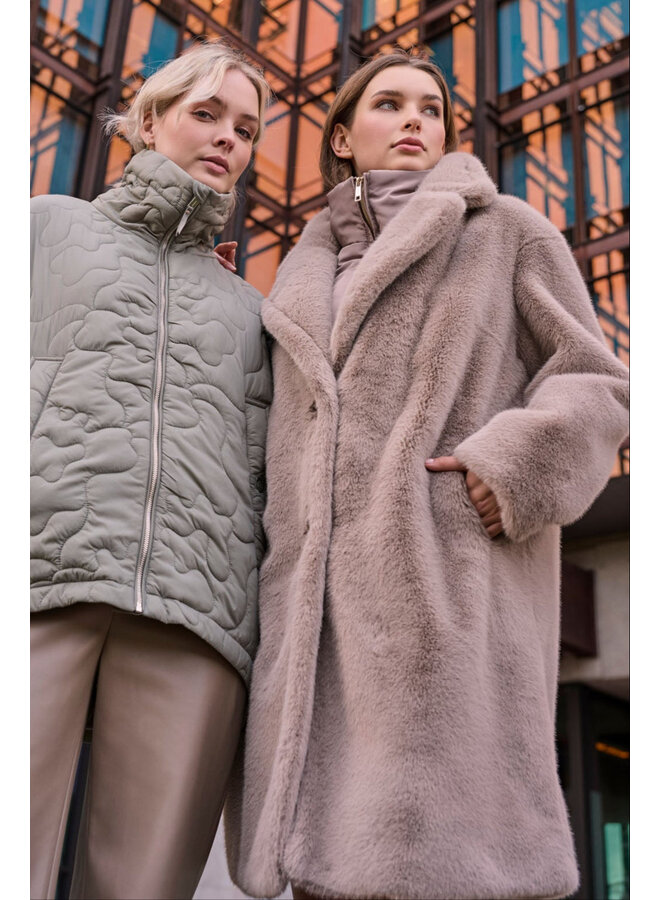 Geesje Faux Fur Coat