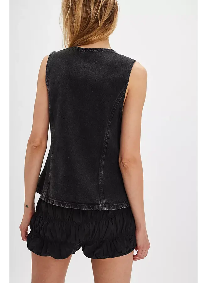 Aimee Vest