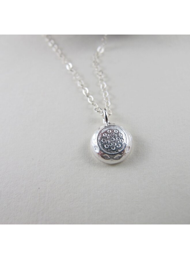 1920s Vintage Button Imprinted Necklace