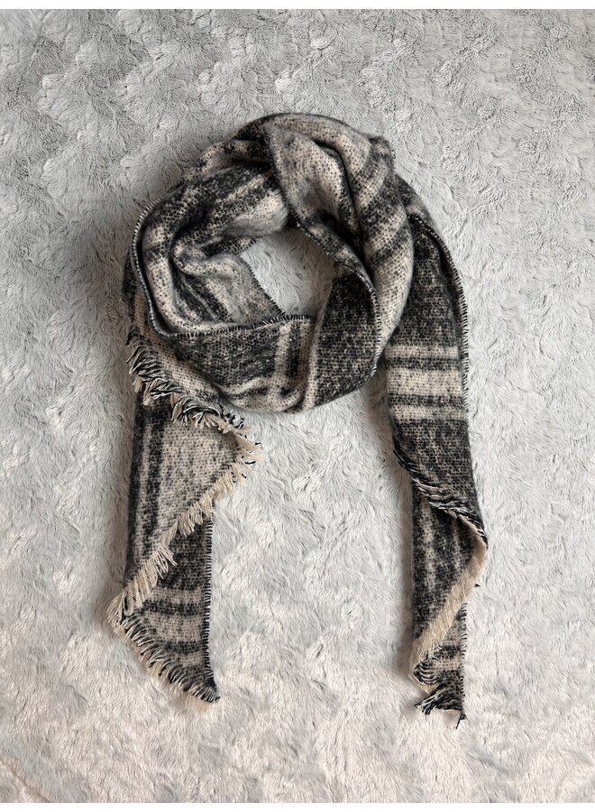 Anna Scarf