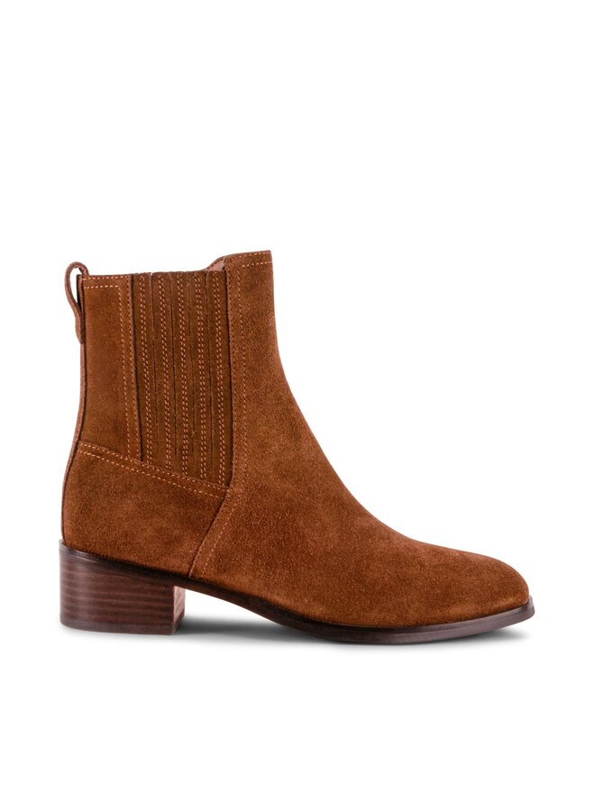 Seshas Waterproof Suede Boot