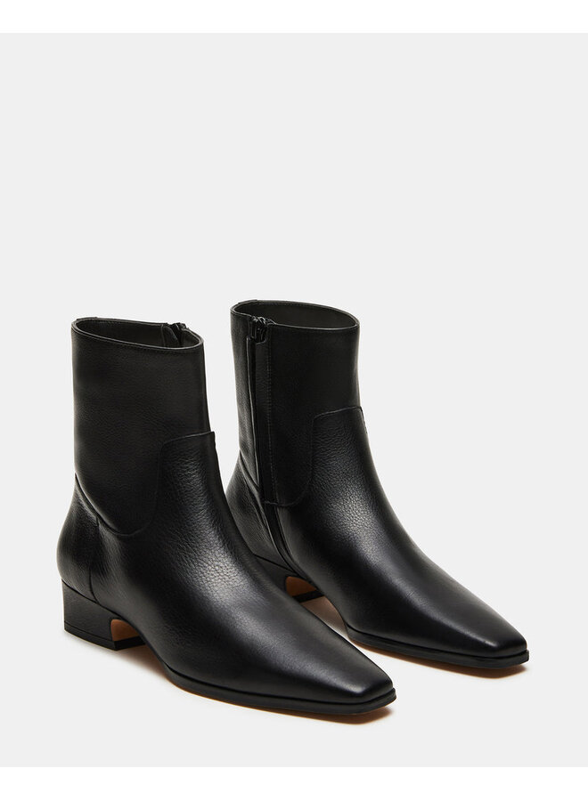 Dusty Boots