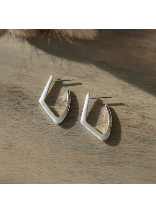 Polished Point Hoops