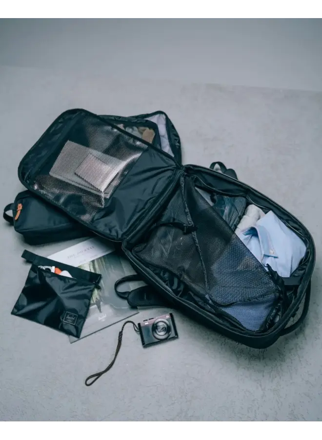 Kaslo Travel Backpack Tech