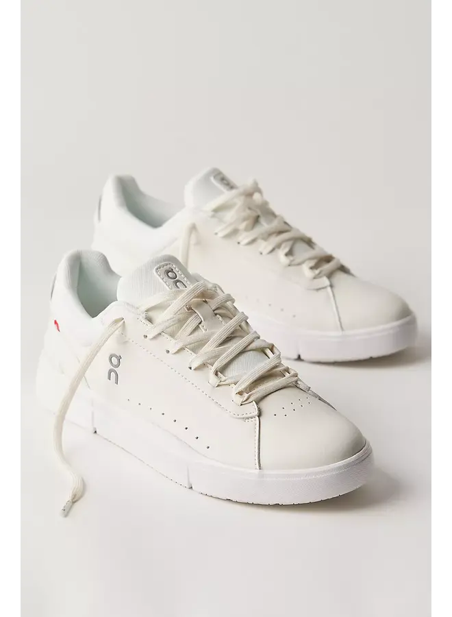 Women Roger Advantage