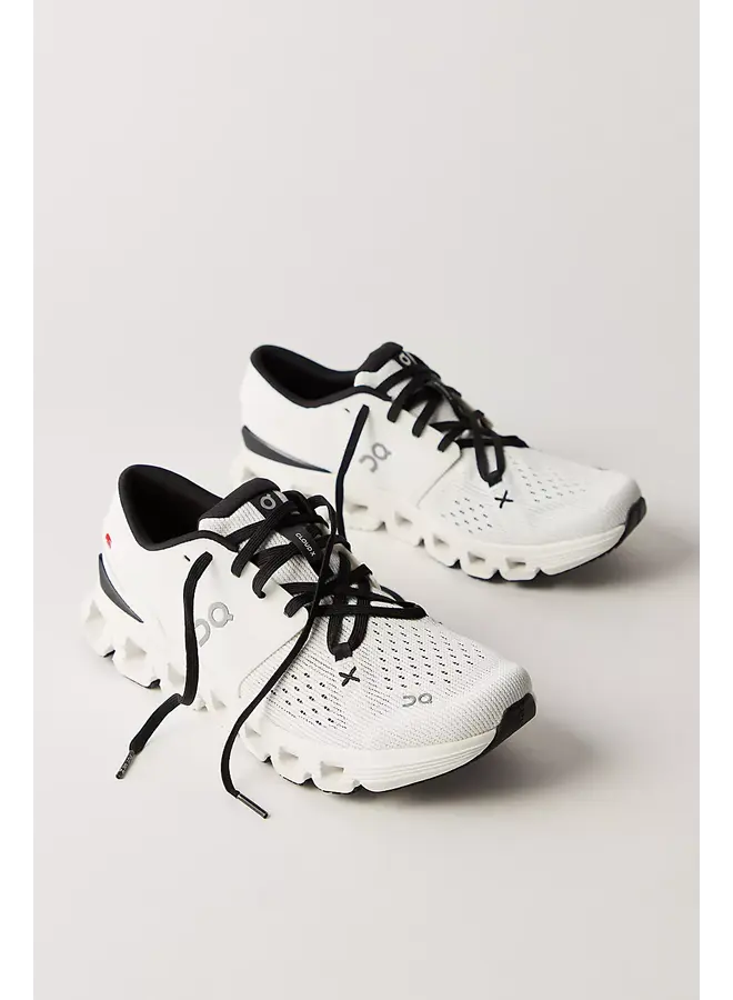 Women Cloud X4
