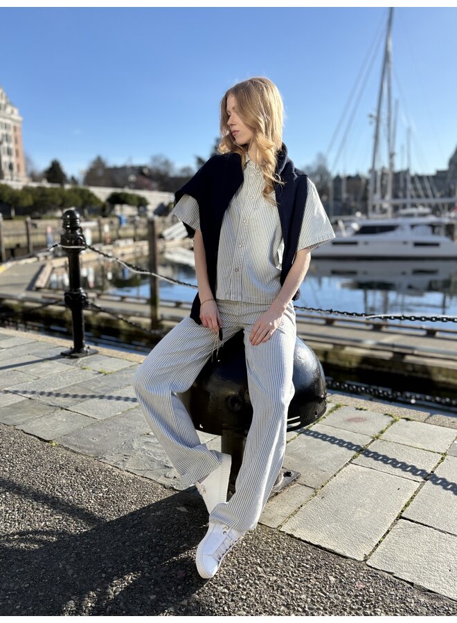 Short Sleeve Demin Shirt