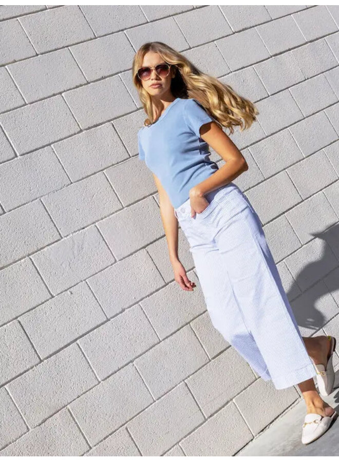 Cropped patch pocket flare