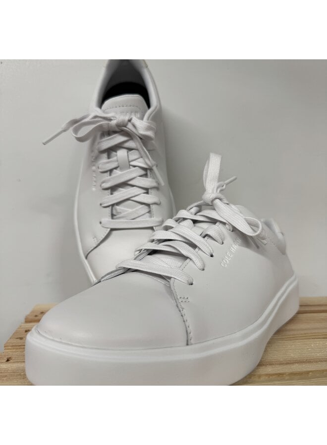 Grand Crosscourt Traveler Sneaker