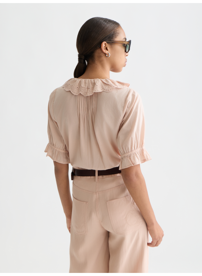 Short sleeve blouse with embro