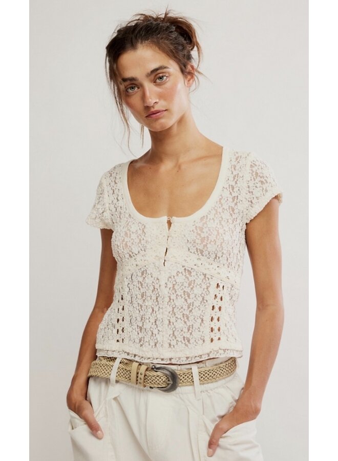 Claro Short Sleeve Tee