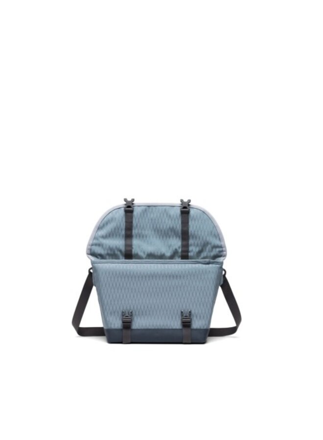 Cove Small Messenger