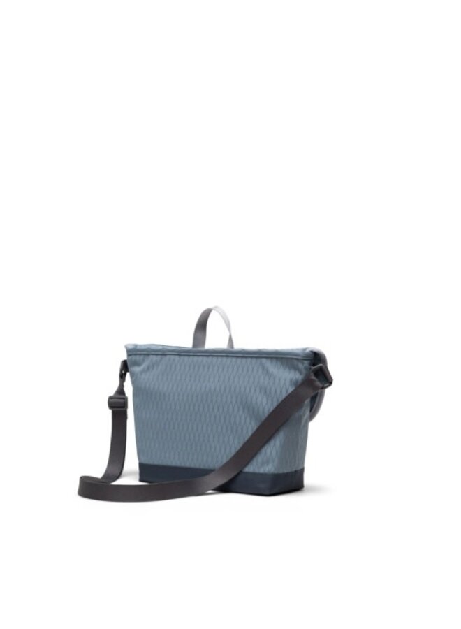 Cove Small Messenger