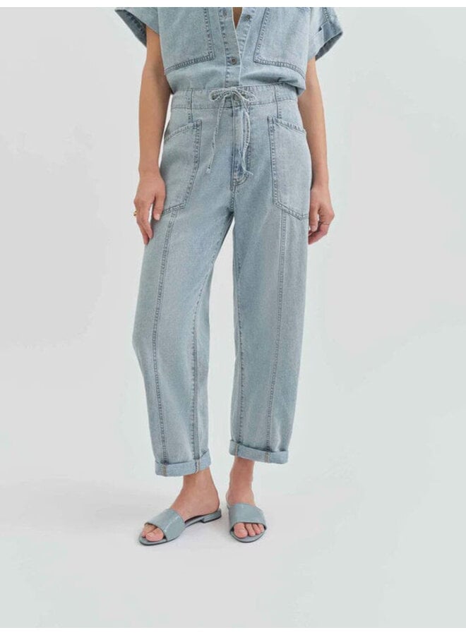 Villa Drawstring Barrel Leg