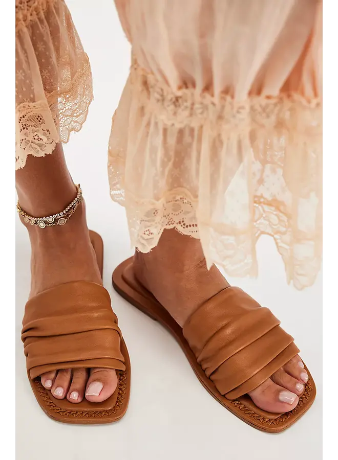 Evelyn Slip On Sandal