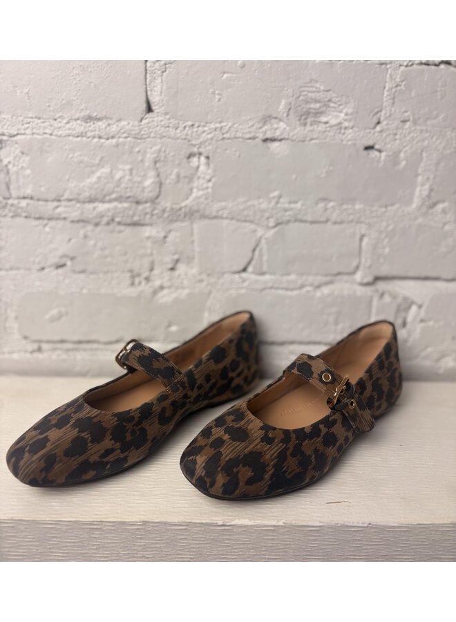 Delicato Leopard Suede