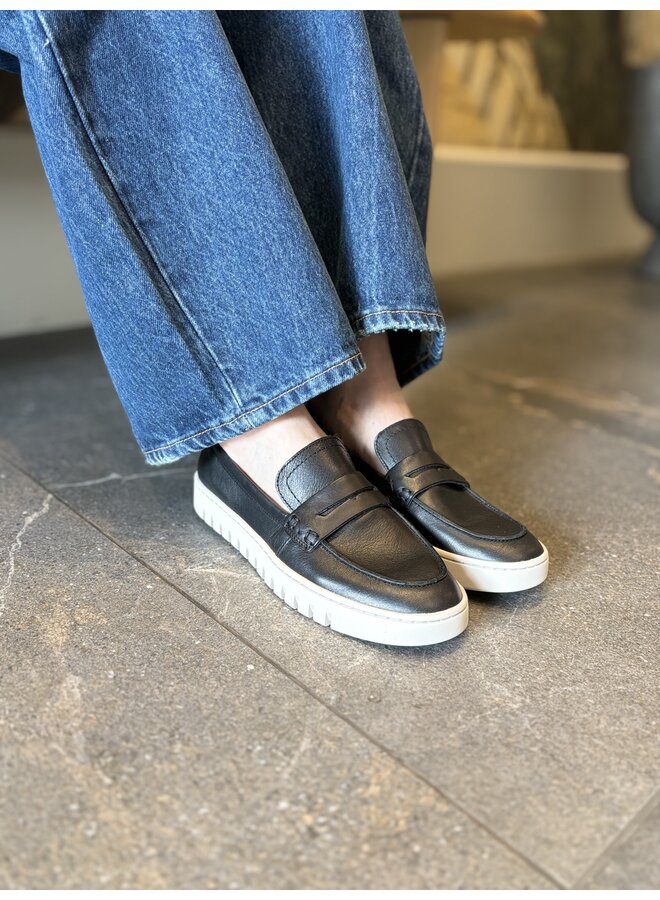 Journey Uptown Loafer