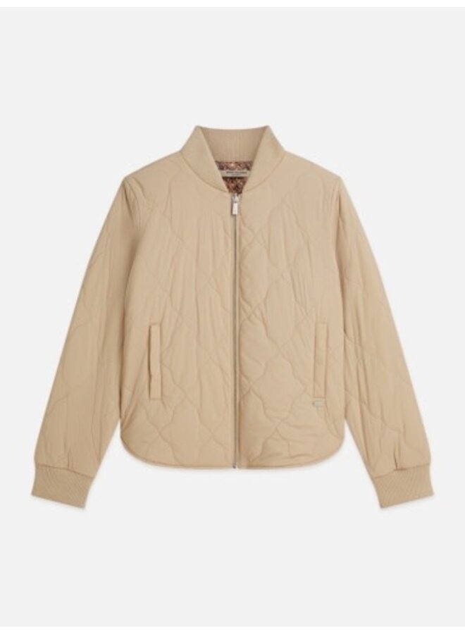 Quilted reversible bomber