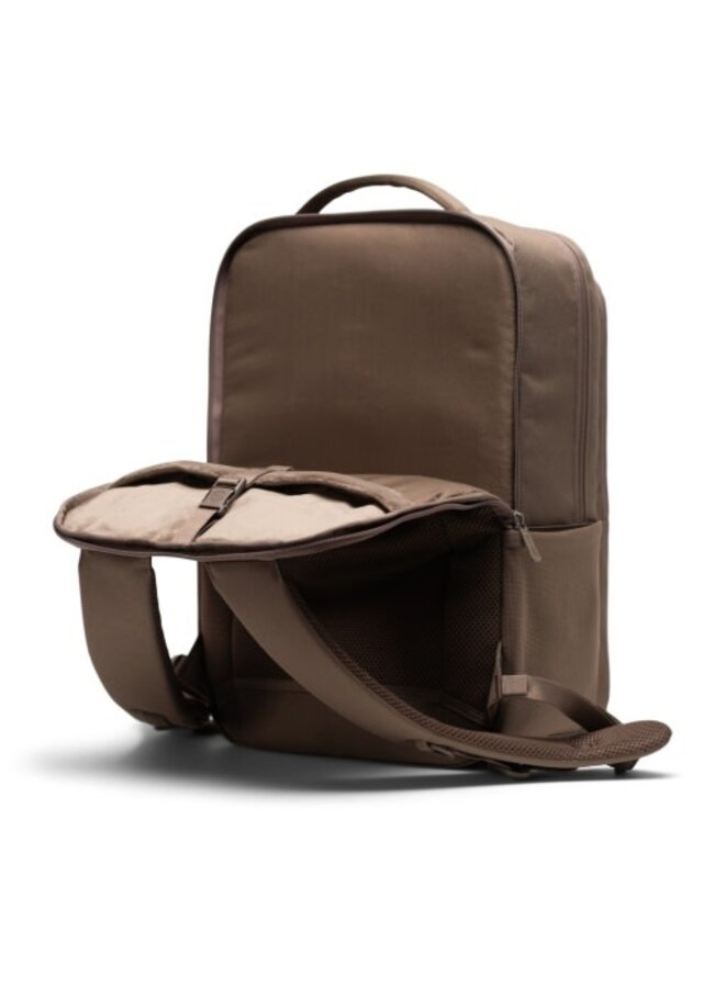 Kaslo Backpack Tech