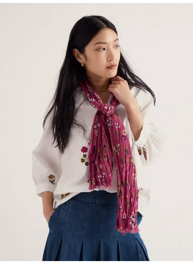 Larissa Scarf
