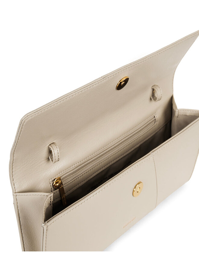 Edia Clutch