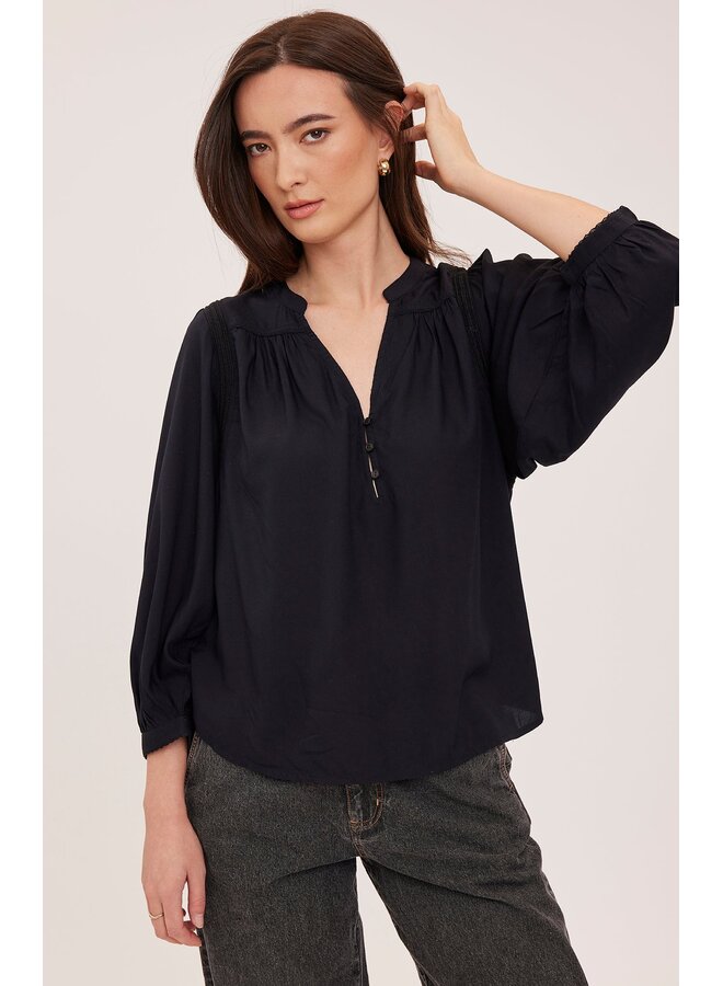 Ashlyn Blouse