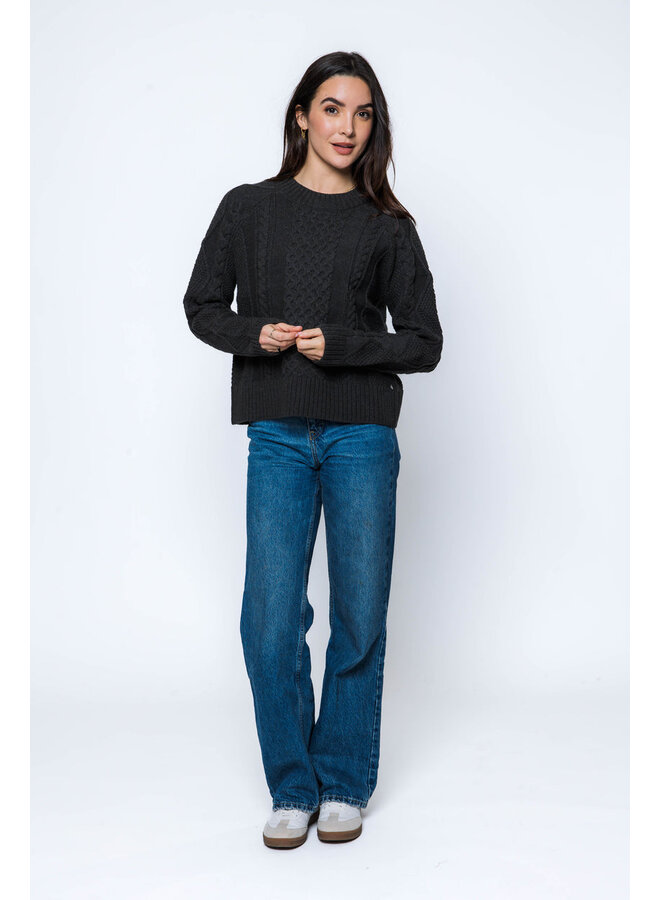Willa-Cabled Raglan Pullover