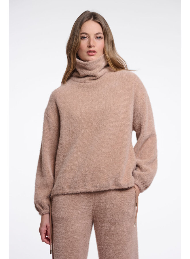 Bellar Sweater