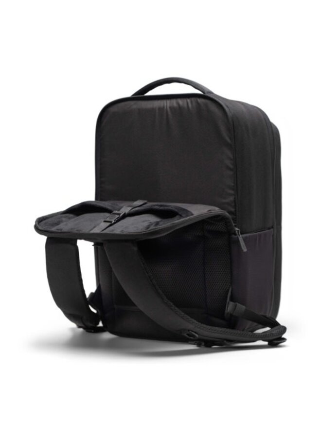 Kaslo Travel Backpack Tech