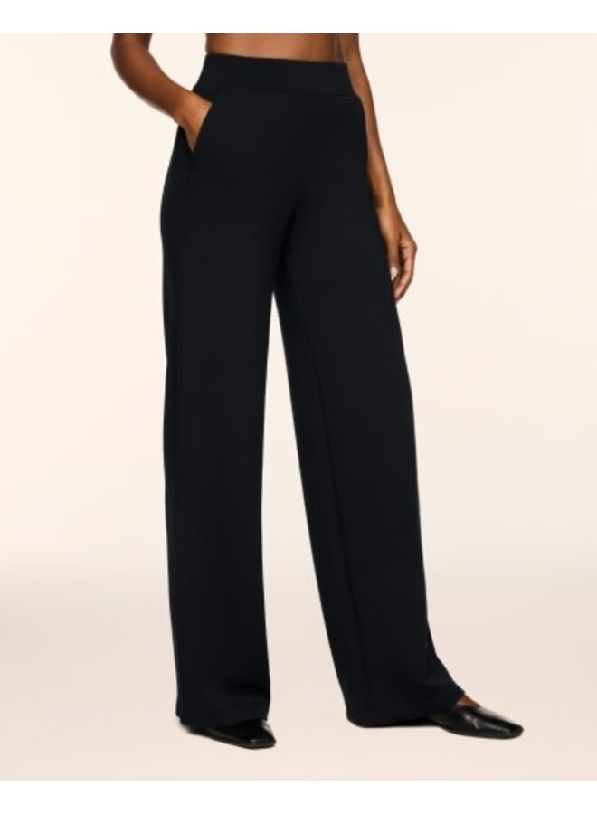 Airessentials® pintuck wide leg pant petite
