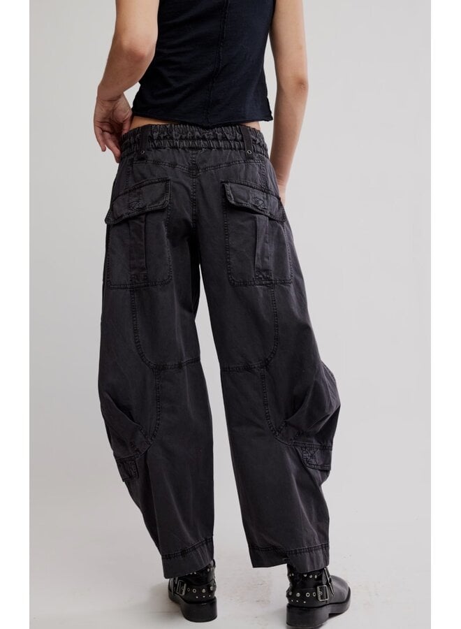 Onset Parachute Pant