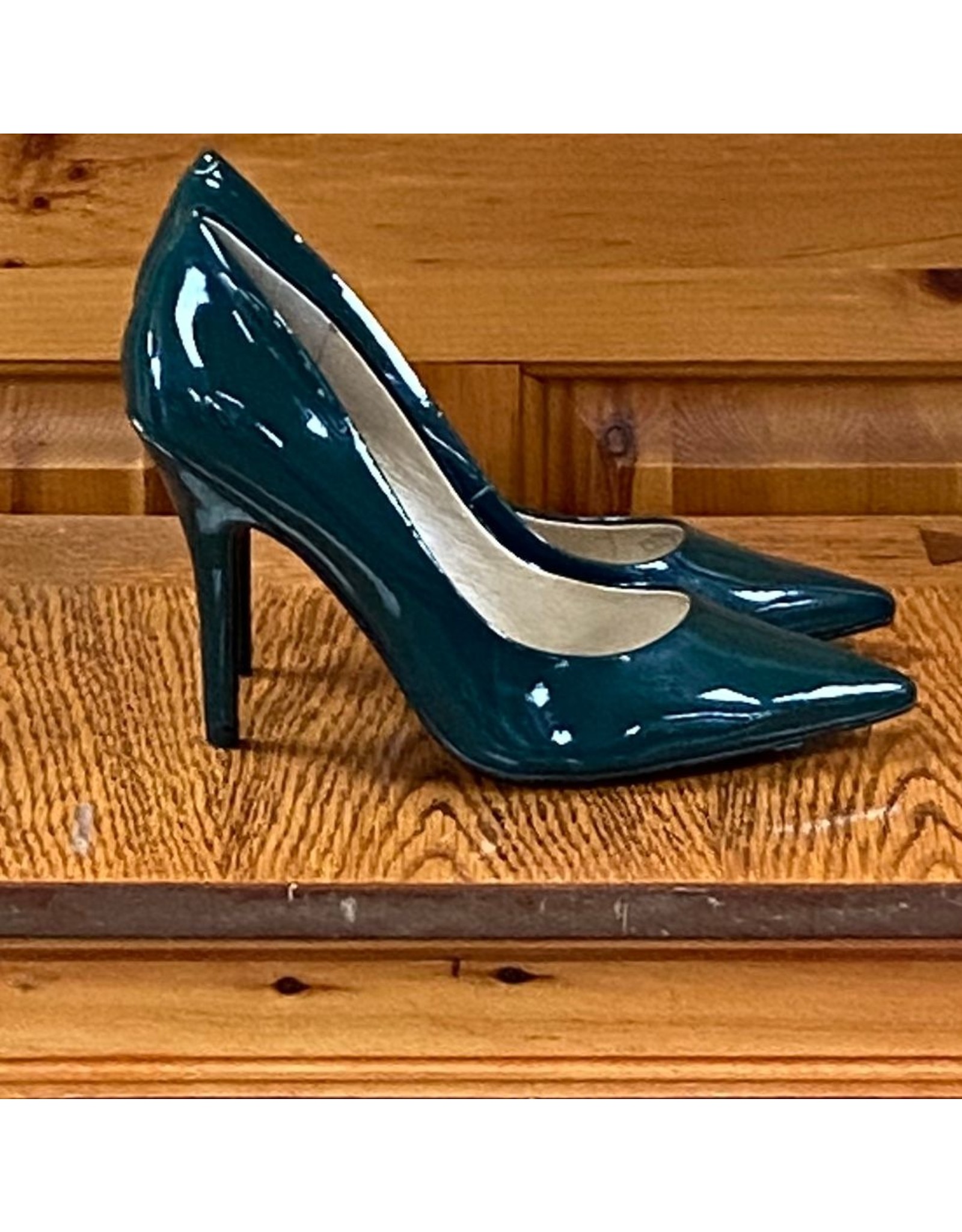 Marc Fisher Marc Fisher Patent Leather Pump