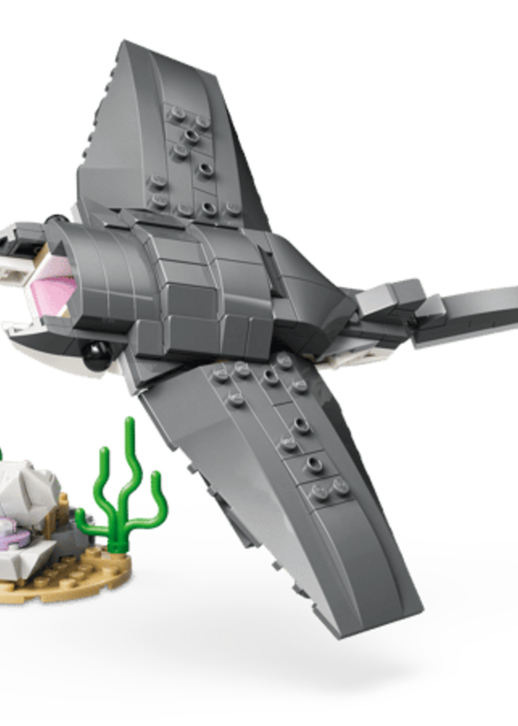 LEGO Creator 3-in-1: Fierce Shark with a Treasure Chest