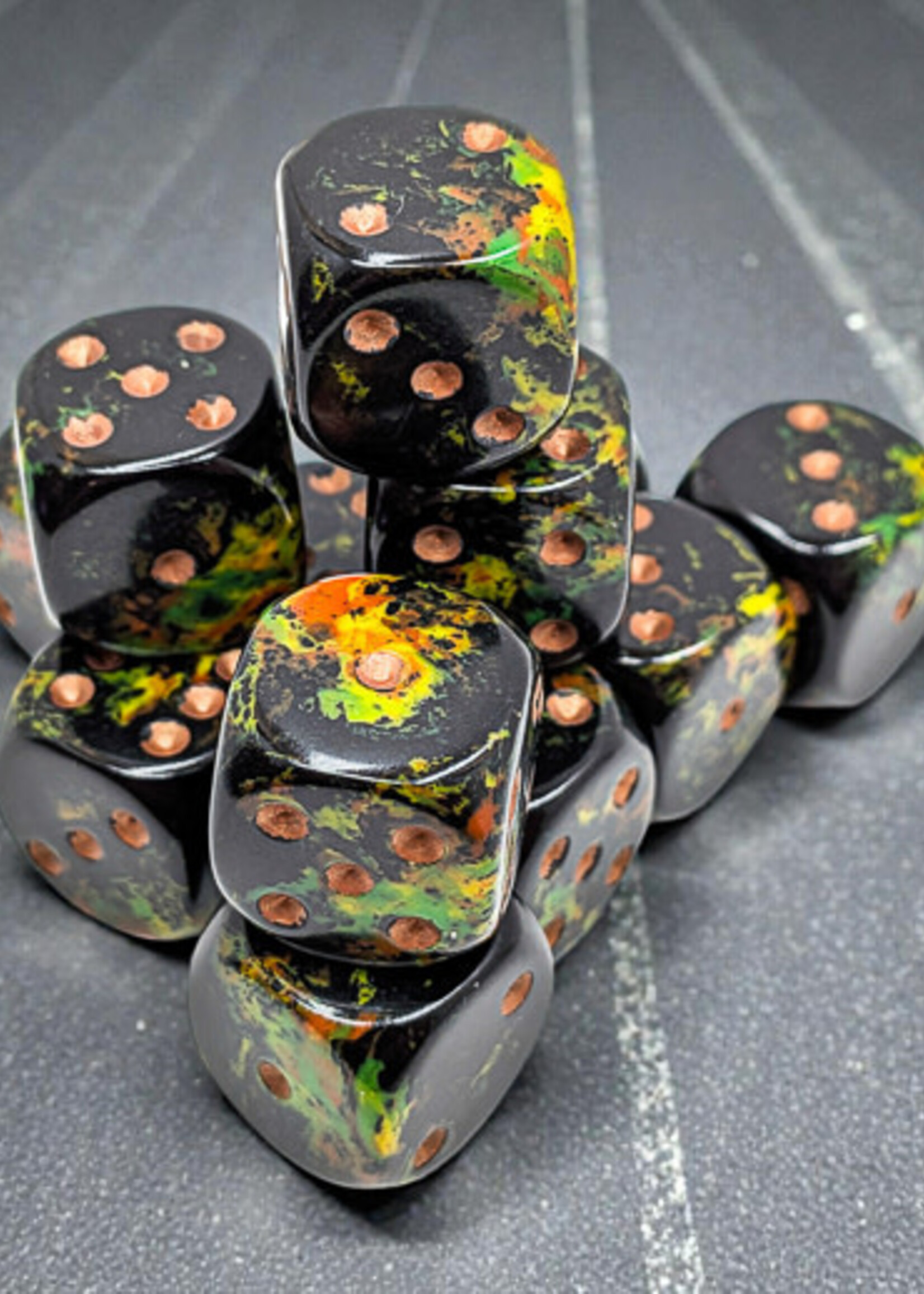 Chessex (CHX) Brushed Deep Forest 16mm D6 (12)